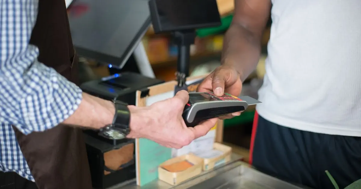 Les meilleures stratégies de retour d'articles achetés en soldes
