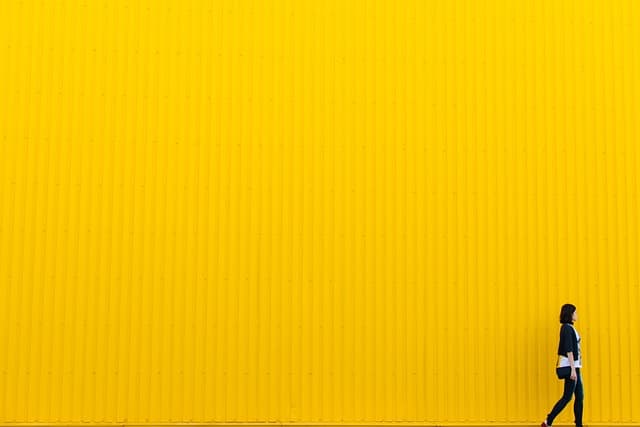 Les tendances mode à suivre pendant les soldes hiver 2026